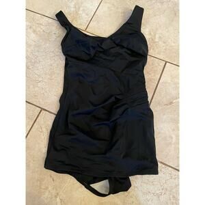Roxanne Women's Swimsuit Black Sleeveless V Neck Neck Classics Size 10/34C